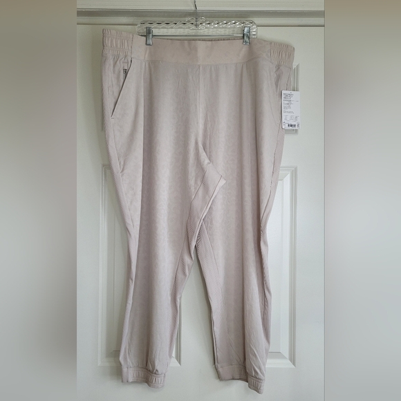 Athleta Brooklyn Textured Jogger in 'Abalone Grey' - Size 24 - Picture 2 of 12